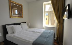 Apartment Lutetia